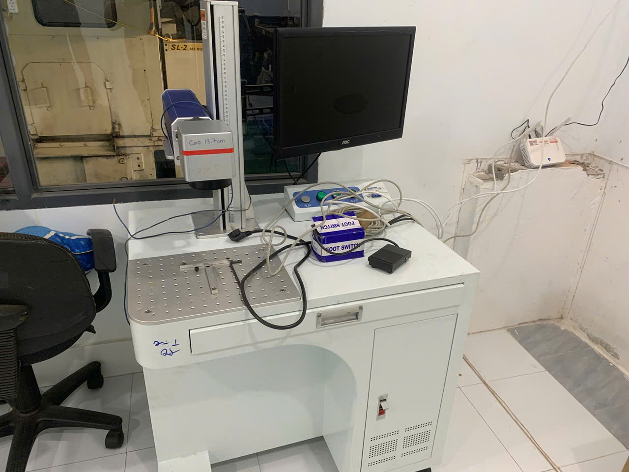 Laser engraving machine.jpg
